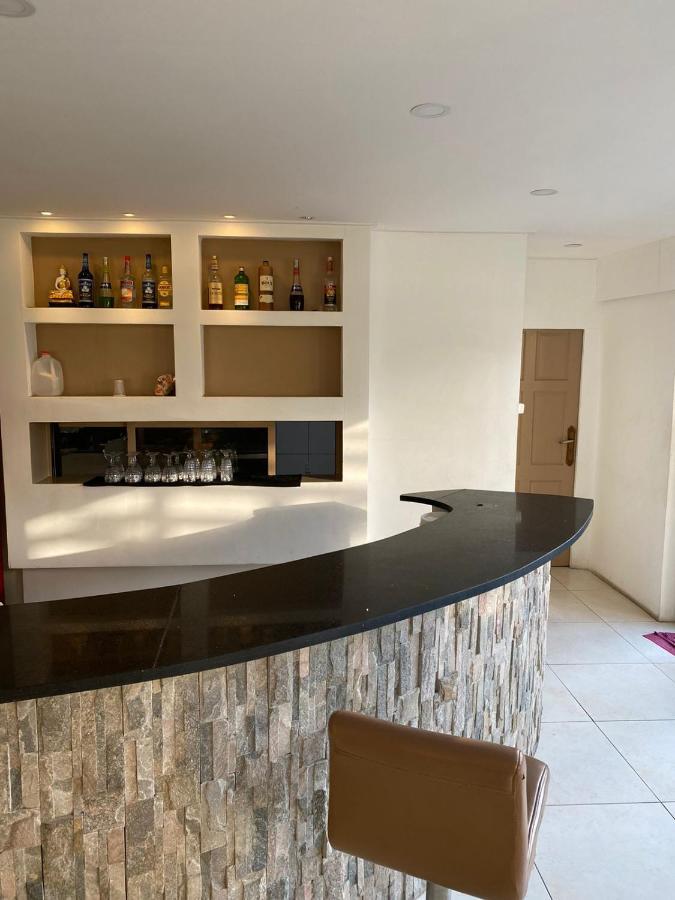 Hotel Ritzz Paramaribo Bagian luar foto