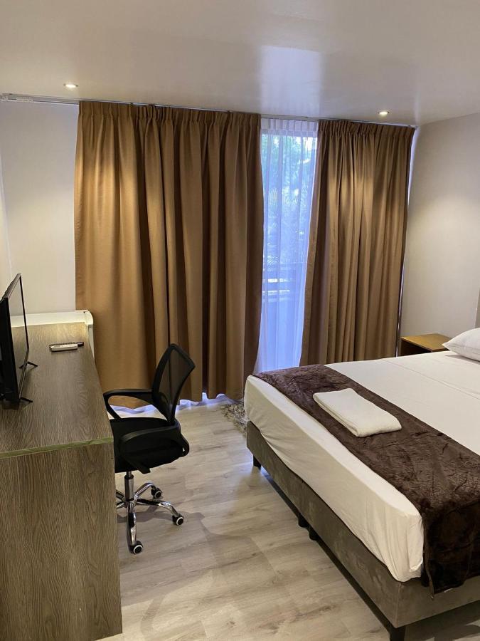 Hotel Ritzz Paramaribo Bagian luar foto