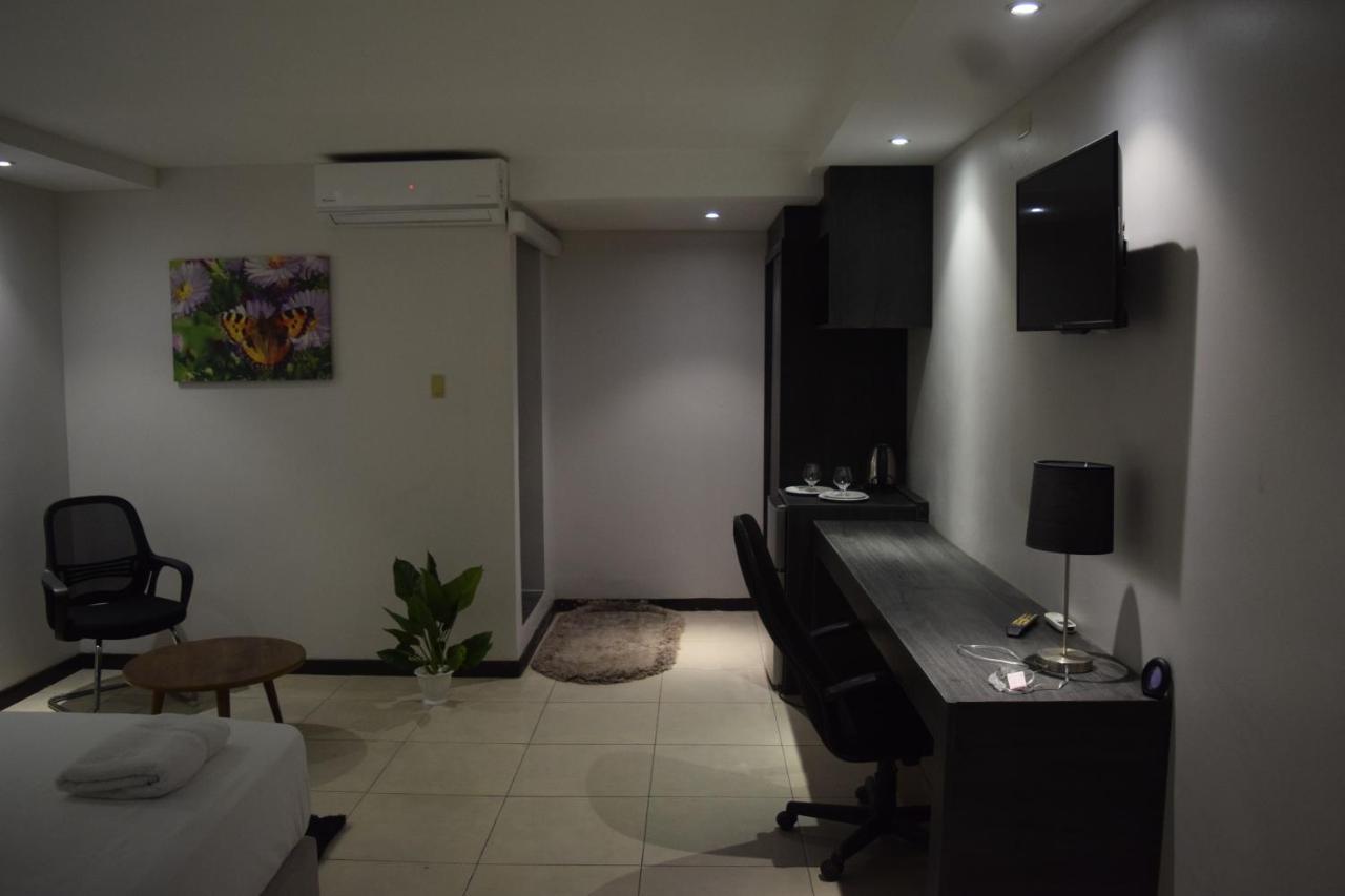 Hotel Ritzz Paramaribo Bagian luar foto